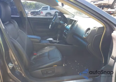 2011 Nissan Maxima 3.5 Sv z USA, uszkodzony, nr VIN 1N4AA5AP9BC828128